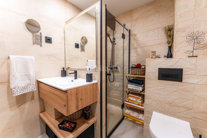 Foto 90b37c58-f0f6-4d17-9ce2-695f28ec46e5. Casa aparellada amb xemeneia calefacció piscina a Arroyomolinos