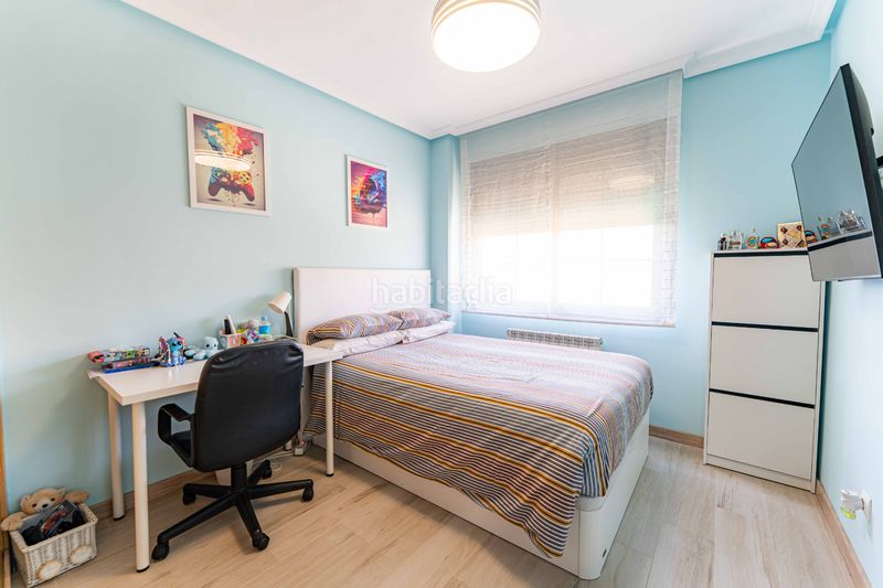 Foto f8c570a1-d1c4-4d7e-a313-7634916376b5. Casa aparellada amb xemeneia calefacció piscina a Arroyomolinos