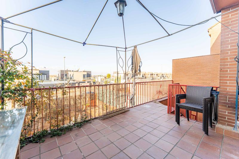 Foto 2df72380-09f5-4ad0-a851-c931263e8623. Casa adossada amb calefacció a Urbanización El Mediterráneo Arroyomolinos