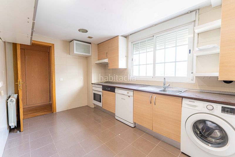 Foto 5bcc064c-9b35-493f-82c7-be76dab6e48e. Casa adossada amb calefacció a Urbanización El Mediterráneo Arroyomolinos