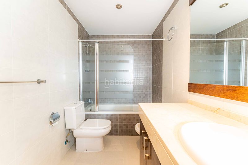 Foto b0e81393-6420-4cc7-a1b5-0e63c915710c. Casa adossada amb calefacció a Urbanización El Mediterráneo Arroyomolinos