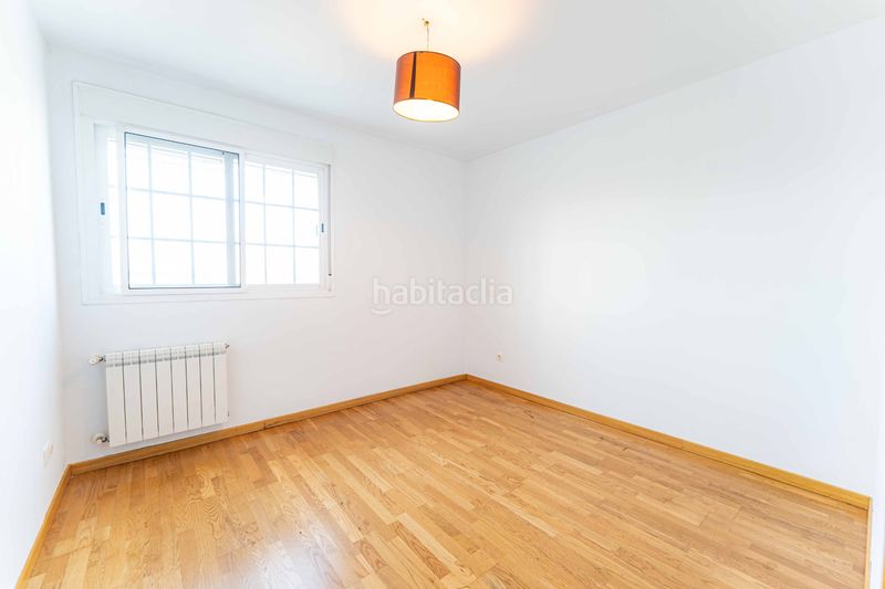 Foto f909fb70-779d-4b8b-a97c-76ff85421fdc. Casa adossada amb calefacció a Urbanización El Mediterráneo Arroyomolinos