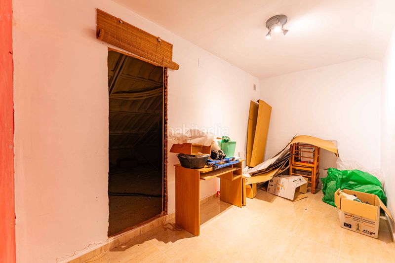 Foto fd42ebfc-8f6f-44ce-9bfc-c50401035701. Casa adossada amb calefacció a Urbanización El Mediterráneo Arroyomolinos