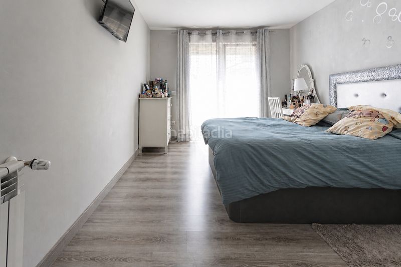 Foto 2a95c634-3b34-4052-b709-d7a739b23677. Casa aparellada amb calefacció aparcament piscina a Brunete