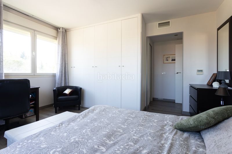 Foto 7a6ec82d-fda8-4477-91fd-f8d4668ae456. Casa aparellada amb calefacció aparcament piscina a Brunete