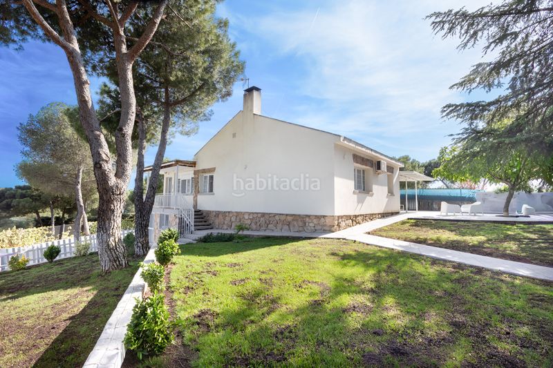 Foto ecd3eca2-dd0e-4da5-b648-64ea117d3c5d. Xalet amb calefacció aparcament piscina a Pino Alto-Navarredonda Valdemorillo