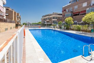 Pis  Calle fermín cacho. "capital home brunete vende espectacular piso con piscina, terra