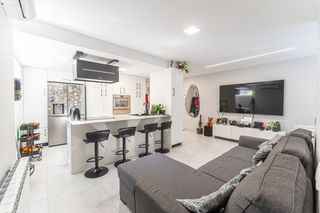 Pis  Avenida de iker casillas. ¡capital home vende en exclusiva vivienda totalmente reformada d