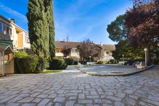 Dúplex a Calle escorial 15. "capital home vende en exclusiva espectacular dúplex con plaza d