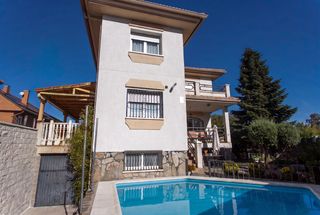 Chalet  Calle de las eras. Capital home vende en exclusiva increíble chalet independiente c