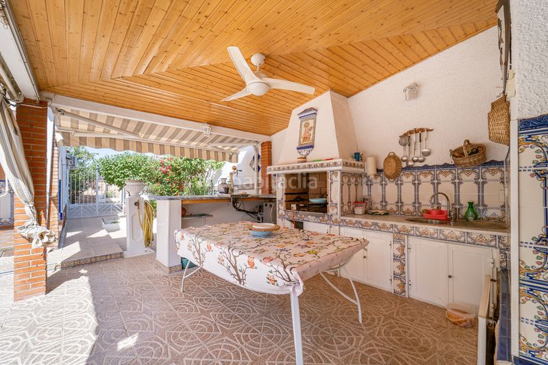 Foto 08ecef96-e81d-4e07-a783-d1280263b7d1. Xalet amb xemeneia calefacció aparcament piscina a Álamo (El)