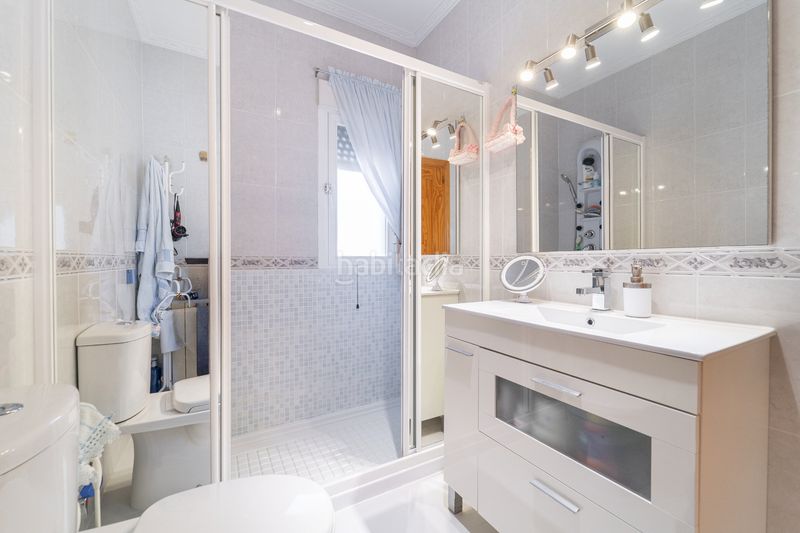 Foto 87ce7fac-18f4-4f4b-b959-fe5b6f719989. Xalet amb xemeneia calefacció aparcament piscina a Álamo (El)