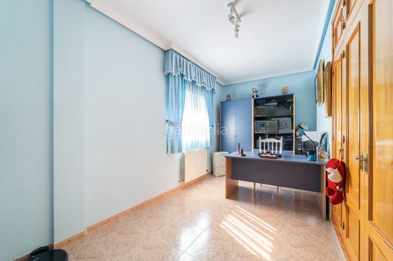 Foto a6879d80-ef69-45ed-841f-124181f3bd4b. Xalet amb xemeneia calefacció aparcament piscina a Álamo (El)