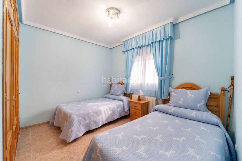 Foto bd06d075-5258-4702-871c-724f2f1cda59. Xalet amb xemeneia calefacció aparcament piscina a Álamo (El)