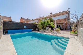 Casa aparellada  Calle río alberche. Chalet pareado en venta en calle río alberche