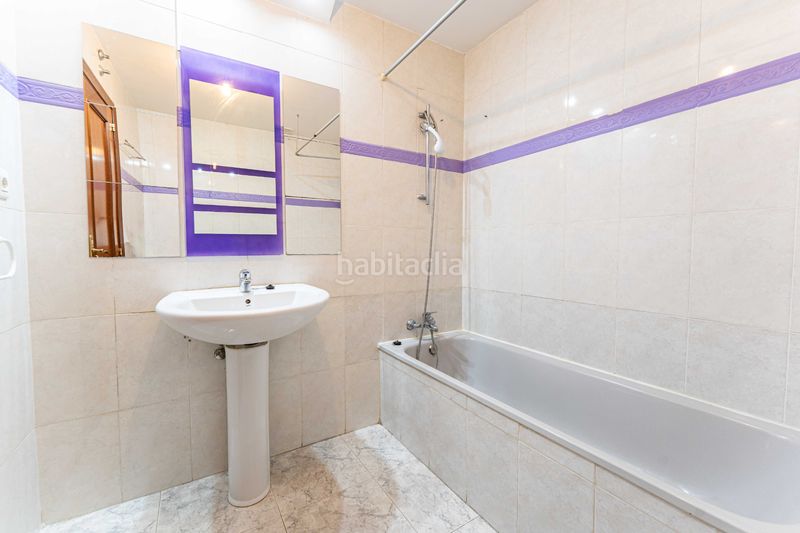 Foto bc33b51d-90ba-4222-9235-4b06bb376622. Pis amb aparcament a Valmojado