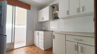 Appartamento in Pescadores. Piso amplio de 3 dormitorios a precio imbatible — a un paso de l