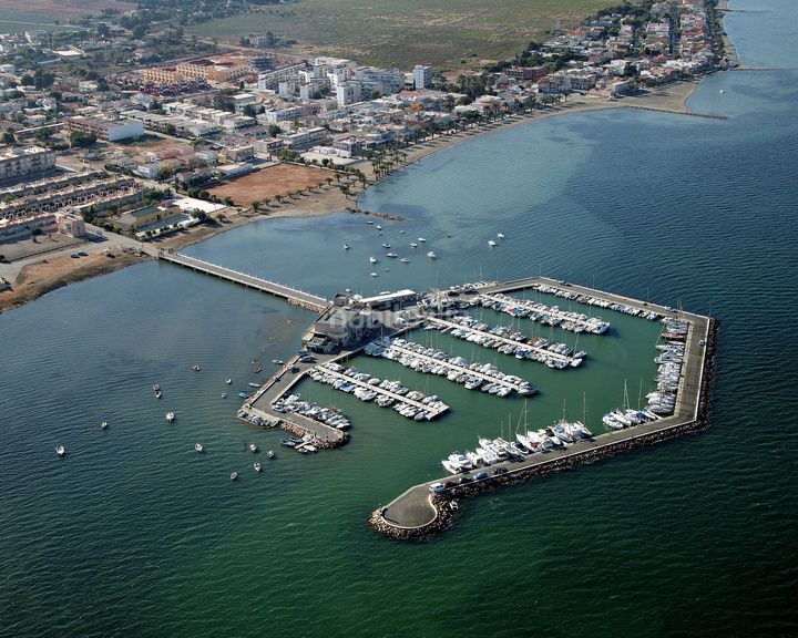 Foto d78da34f-d450-4ad8-bd66-a5d911dee0e0. Pis a Los Urrutias Cartagena
