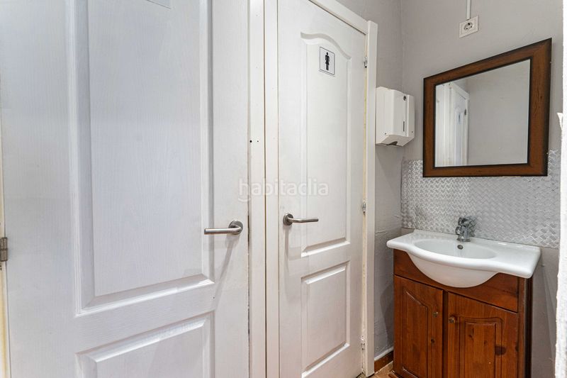Foto c03d2e23-4f0c-4618-9772-a382625891ae. Local comercial a calle los mesones 27 a Robledo de Chavela