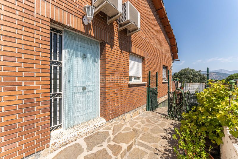 Foto 185f0662-1423-4d0d-8c20-7137b5fe3a4f. Casa amb calefacció a Parque de la Coruña-Las Suertes Collado Villalba