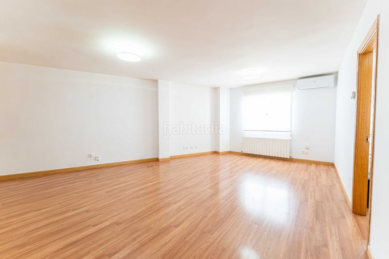 Foto e9f94867-aace-4329-8e3d-7cb4e305ebfa. Dúplex amb calefacció aparcament a Alpedrete