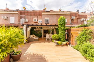 Casa adossada  Calle playa de fuengirola. Chalet adosado en venta en calle playa de fuengirola