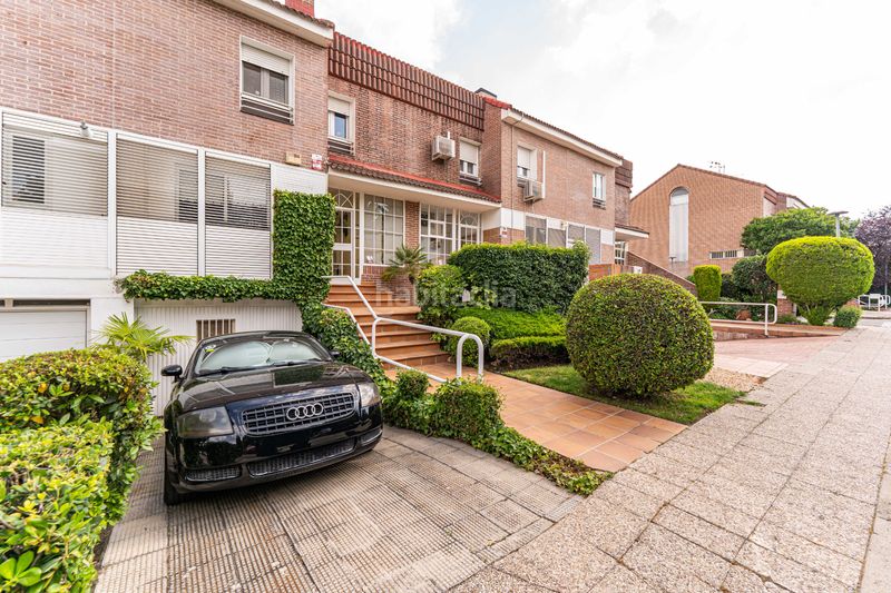 Foto 717ccb02-6677-4877-b125-eb08bde9ffad. Casa adossada amb xemeneia calefacció aparcament piscina a Rozas de Madrid (Las)