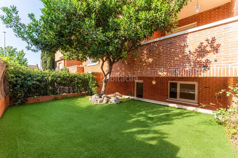 Foto 1aa185b0-780b-4542-be4b-ab4eac0993a3. Casa adossada amb xemeneia calefacció aparcament piscina a Rozas de Madrid (Las)