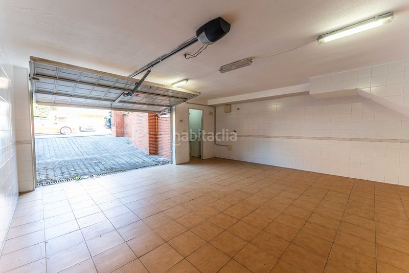 Foto 32cd7814-c9f0-4f6e-a772-7df5e74ad214. Casa adossada amb xemeneia calefacció aparcament piscina a Rozas de Madrid (Las)