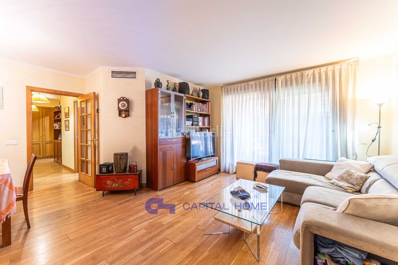 Foto 93bfe2e0-66a5-4d01-af77-5531334cc8ae. Pis amb xemeneia calefacció aparcament piscina a Rozas de Madrid (Las)
