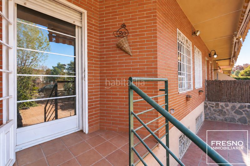 Foto 3a6b01a7-05ae-443f-af97-670f5bc16257. Casa adossada amb xemeneia calefacció aparcament piscina a Algete