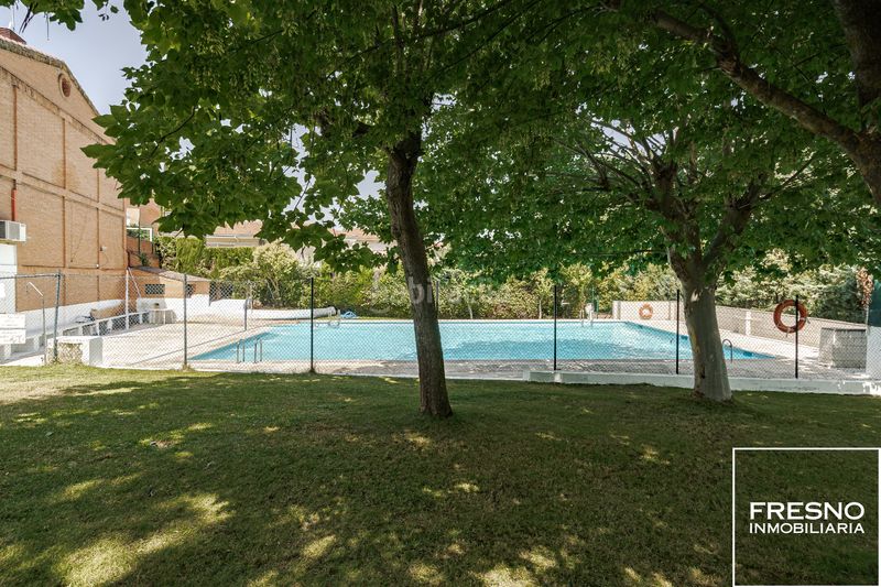 Foto d34f16e6-515e-4c06-b322-d425f5efaa22. Casa adossada amb xemeneia calefacció aparcament piscina a Cobeña
