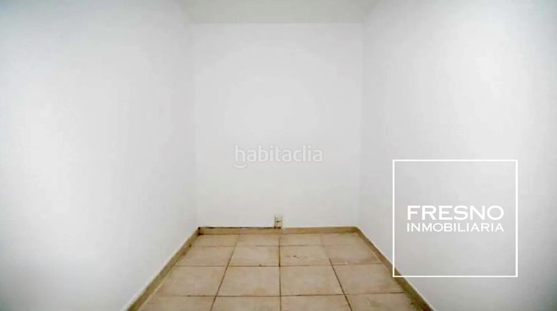 Foto 055c21bd-3347-4504-a5c1-8487c02ac038. Casa aparellada amb aparcament a Miralbueno Zaragoza