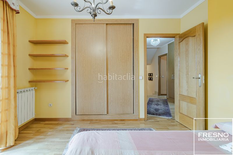 Foto 1ee1eddd-23d3-4a07-af30-a76b8869cc2d. Casa aparellada amb calefacció aparcament a Cobeña