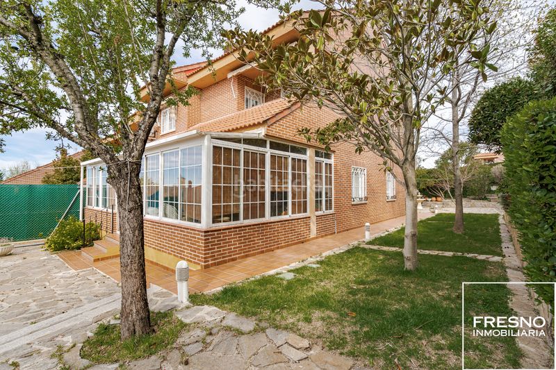 Foto 26416282-a286-415b-9459-cee597b3ccea. Casa aparellada amb calefacció aparcament a Cobeña