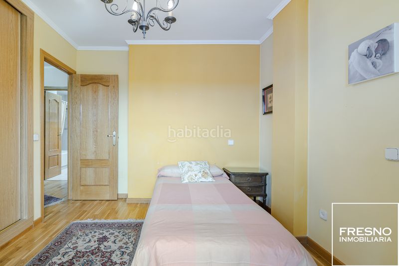 Foto dc517a32-7bac-4ed8-bd47-ee07d6439e16. Casa aparellada amb calefacció aparcament a Cobeña