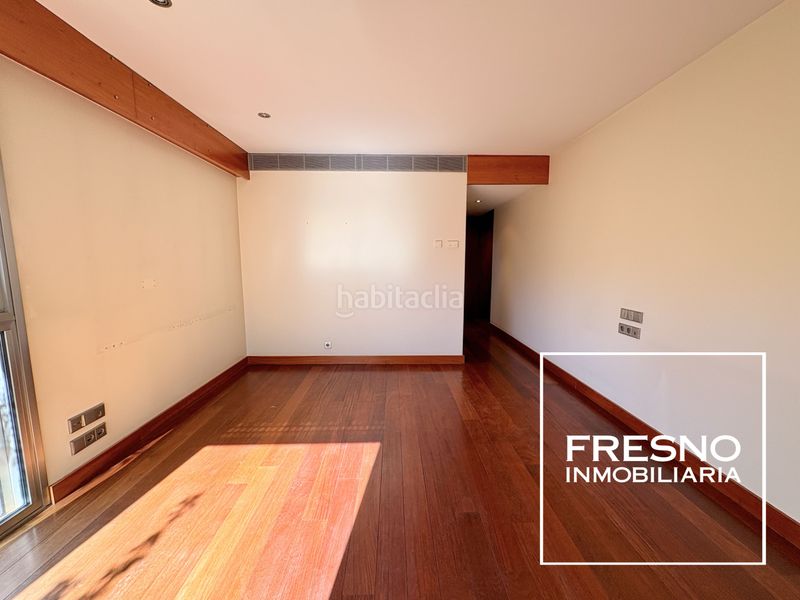 Foto 16047d87-5a7c-42f0-96c1-d1d349f8bf63. Pis amb calefacció piscina a Nueva España Madrid