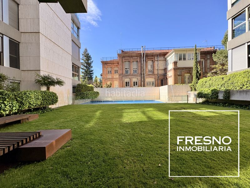 Foto 254151de-ba5d-4a3b-94bd-8bd995ed9639. Pis amb calefacció piscina a Nueva España Madrid