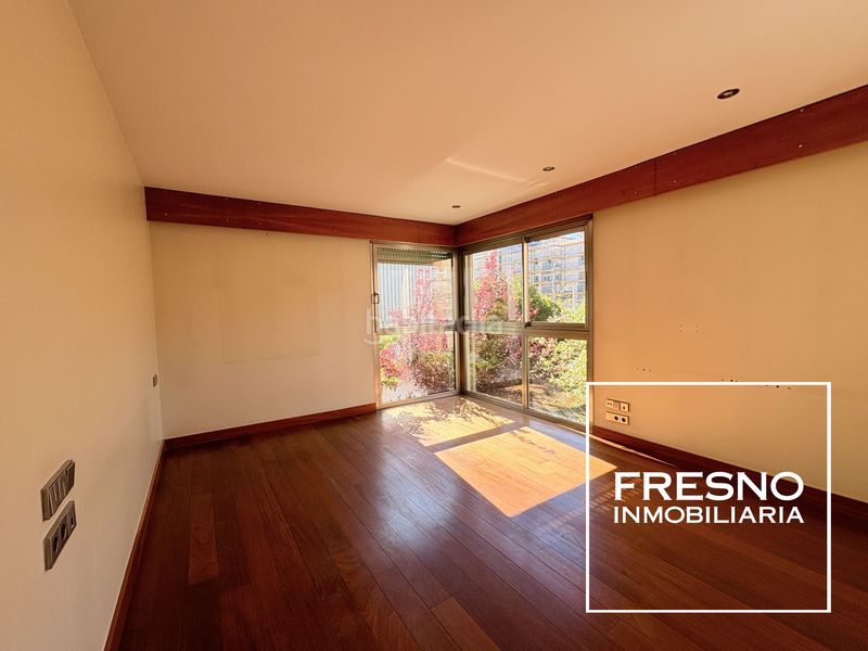 Foto 2acd700b-75c4-44a3-a4d8-468a790274b0. Pis amb calefacció piscina a Nueva España Madrid