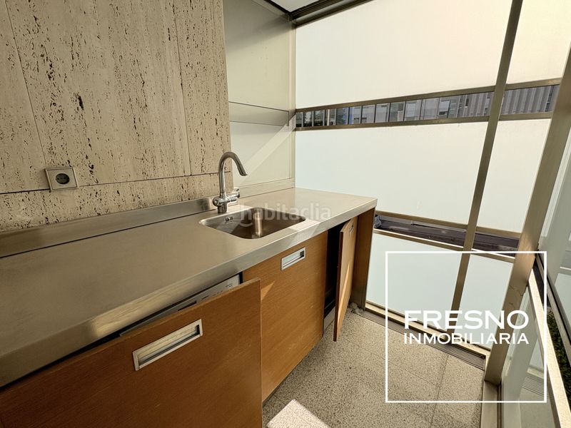 Foto 60ff743c-cc3e-43e7-b596-a7c254123643. Pis amb calefacció piscina a Nueva España Madrid