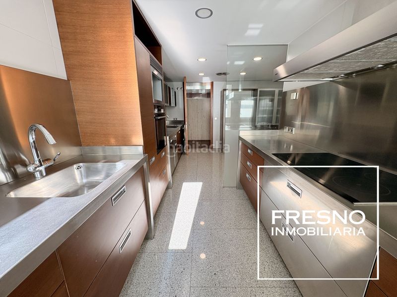 Foto 9b42b1d0-d54f-414a-9971-0302627bdb30. Pis amb calefacció piscina a Nueva España Madrid