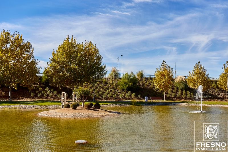 Foto 2294964e-9331-4d48-9008-a51465afed72. Dúplex amb calefacció aparcament a Cobeña