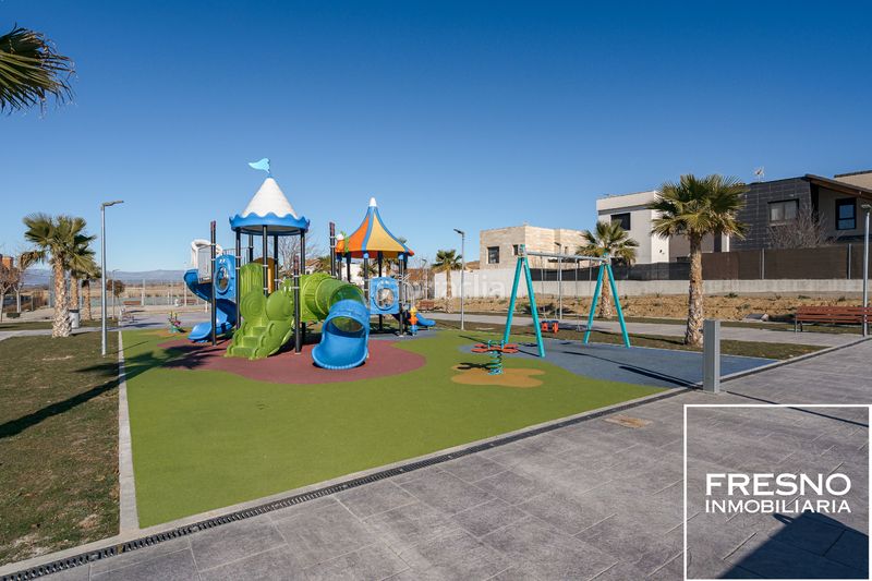 Foto 9a530c4a-5ddd-403d-842f-ce15ee5075c9. Dúplex amb calefacció aparcament a Cobeña