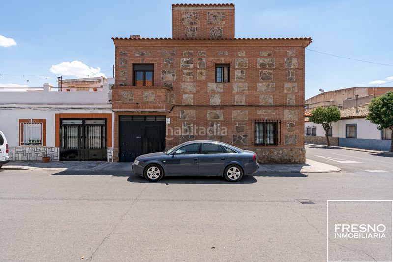 Foto 06da3576-c1c9-4147-a193-6eb3d3e51c01. Casa adossada amb calefacció aparcament a Yepes