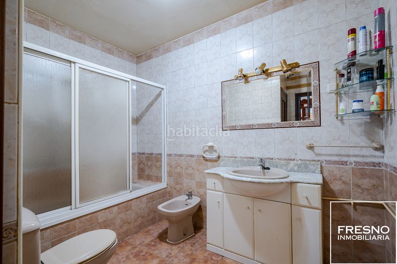 Foto 70fb4179-e8c1-4096-a905-c7032d7cce11. Casa adossada amb calefacció aparcament a Yepes