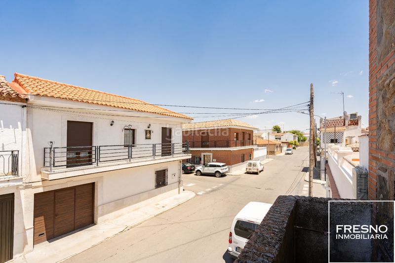 Foto 959ef4ad-01f4-44ca-b3ae-2e2906b6c01d. Casa adossada amb calefacció aparcament a Yepes