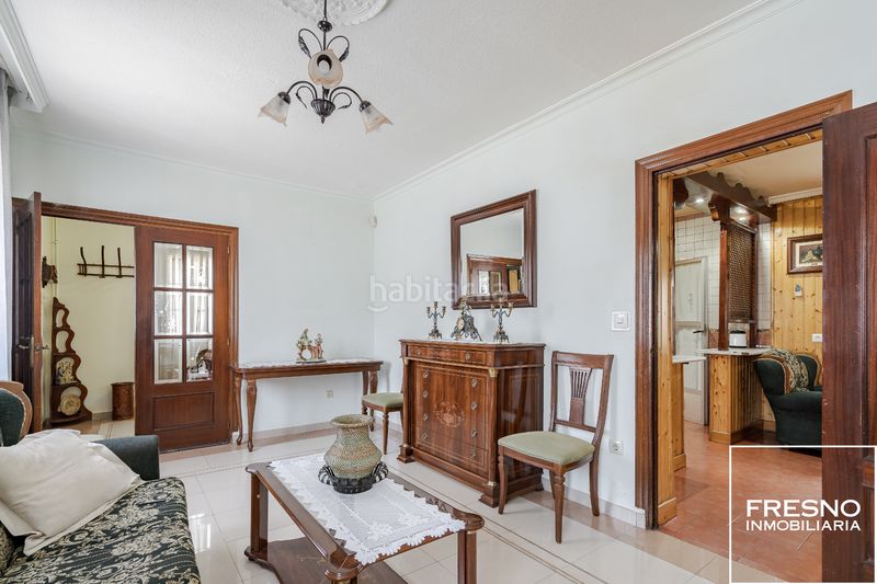 Foto ae780306-14c6-44e1-822d-374f4ba74889. Casa adossada amb calefacció aparcament a Yepes