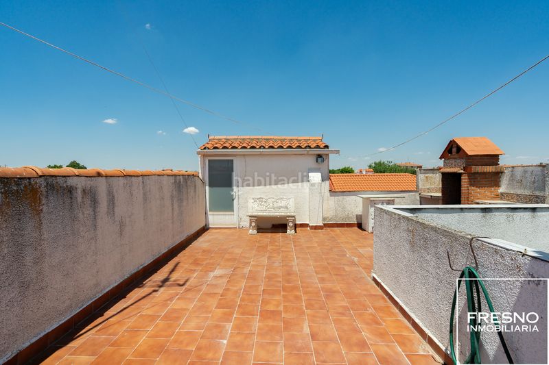 Foto bf3d722d-d5ee-4ee6-9277-997212a2e70a. Casa adossada amb calefacció aparcament a Yepes