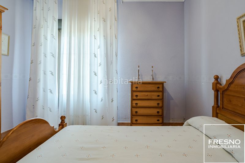 Foto d1909e07-30f9-4fff-8601-02502d534999. Casa adossada amb calefacció aparcament a Yepes