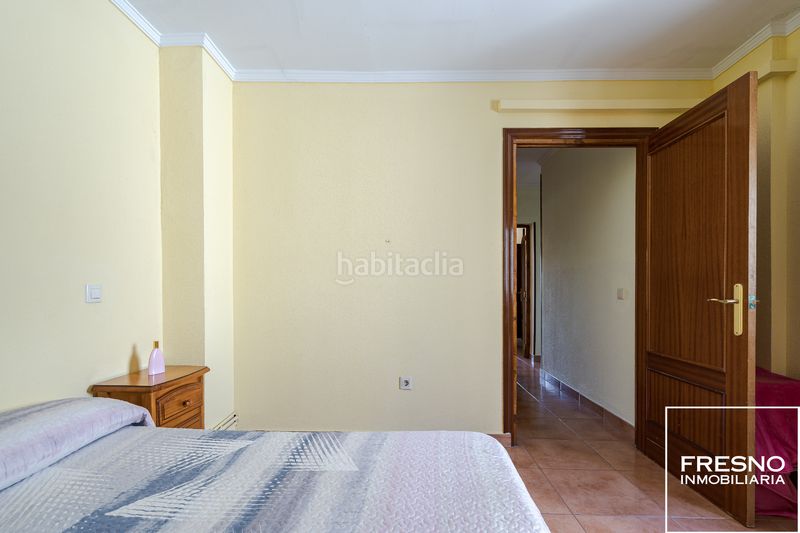 Foto f03ea94d-9b56-4fd2-b993-86ad28710a46. Casa adossada amb calefacció aparcament a Yepes